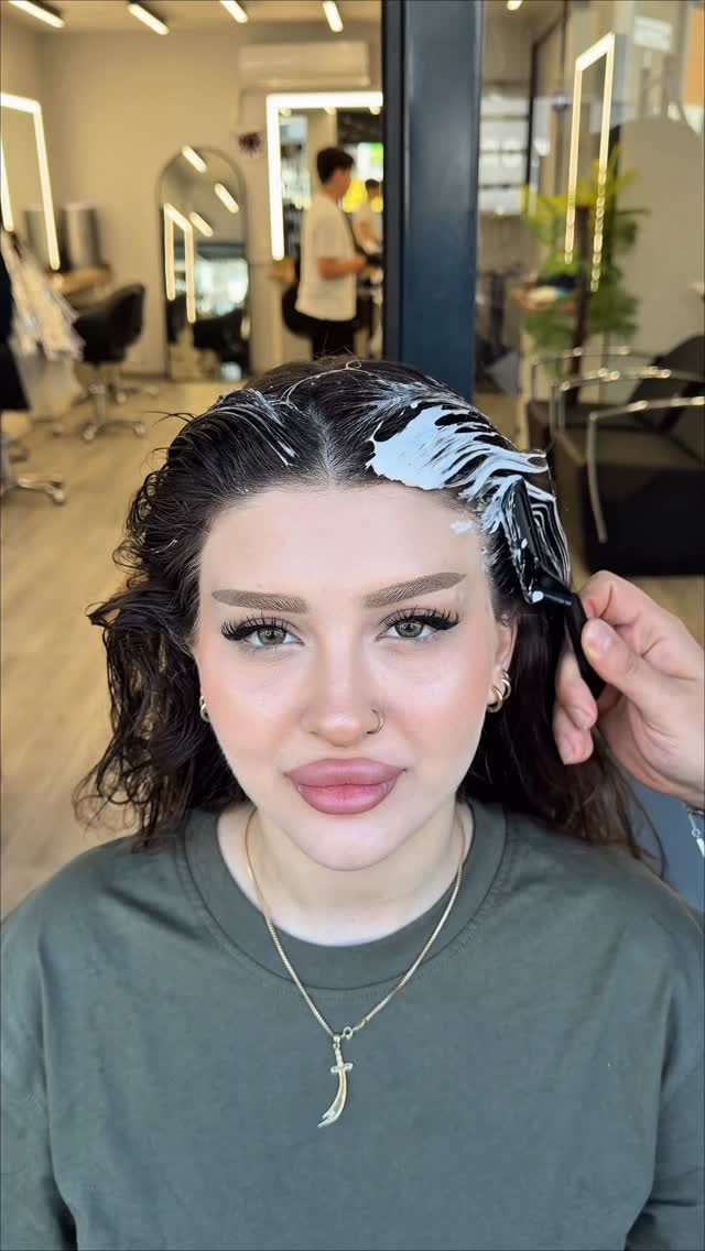 Brushlıght ✨#brushlight #hairgoals #balayage #hairtutorial #hudabeauty