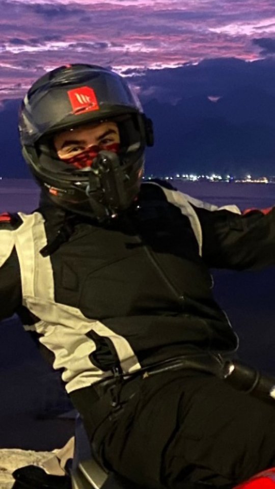 Biri söylesin lütfen nasıl çalışıyor bu #insta360 #gopro #kesfetedüş #kamera #reelinstagram