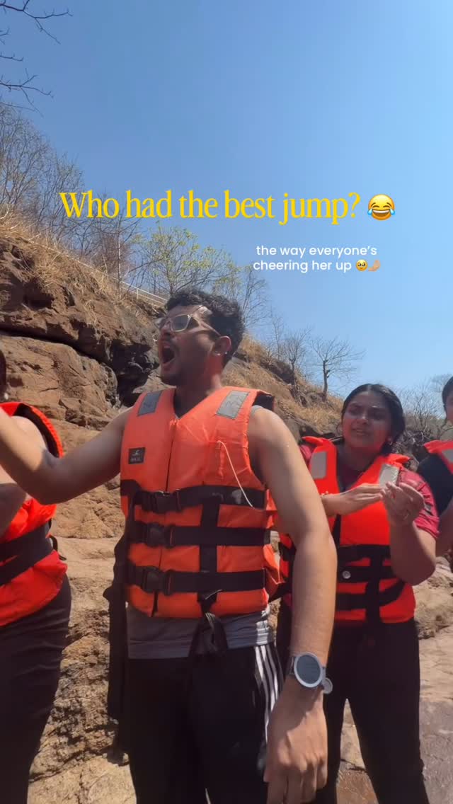 cliff jumping - unfiltered ver. ft the girls 💅 📌 kalmandavi waterfall #fyp #explorepage #cliffjumpin…