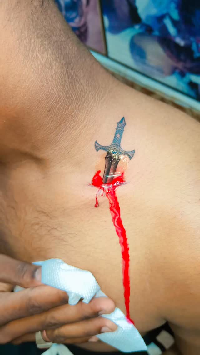Art pin