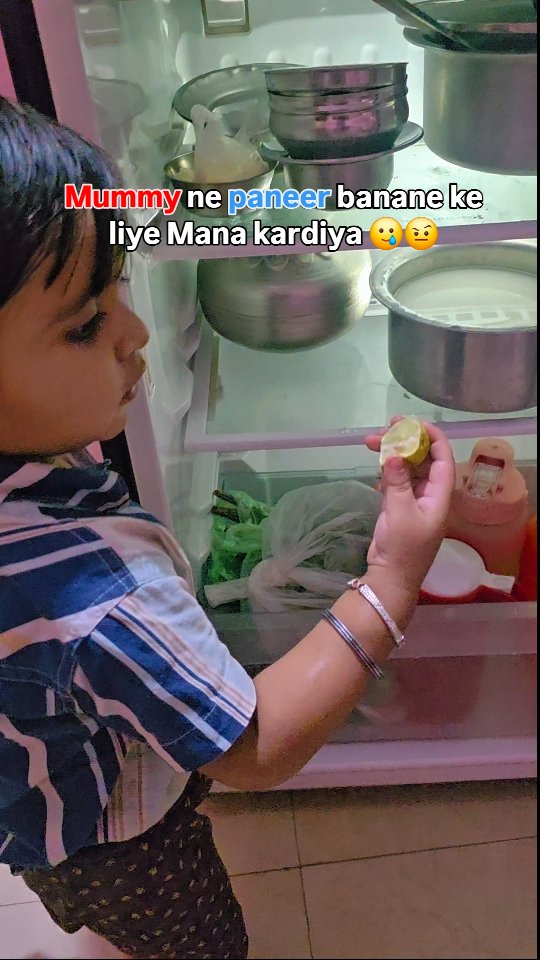 Halke me le rhi thi mummy mujhe 😎💯 #foryou #dailyposts #trending #explore #trendingreels