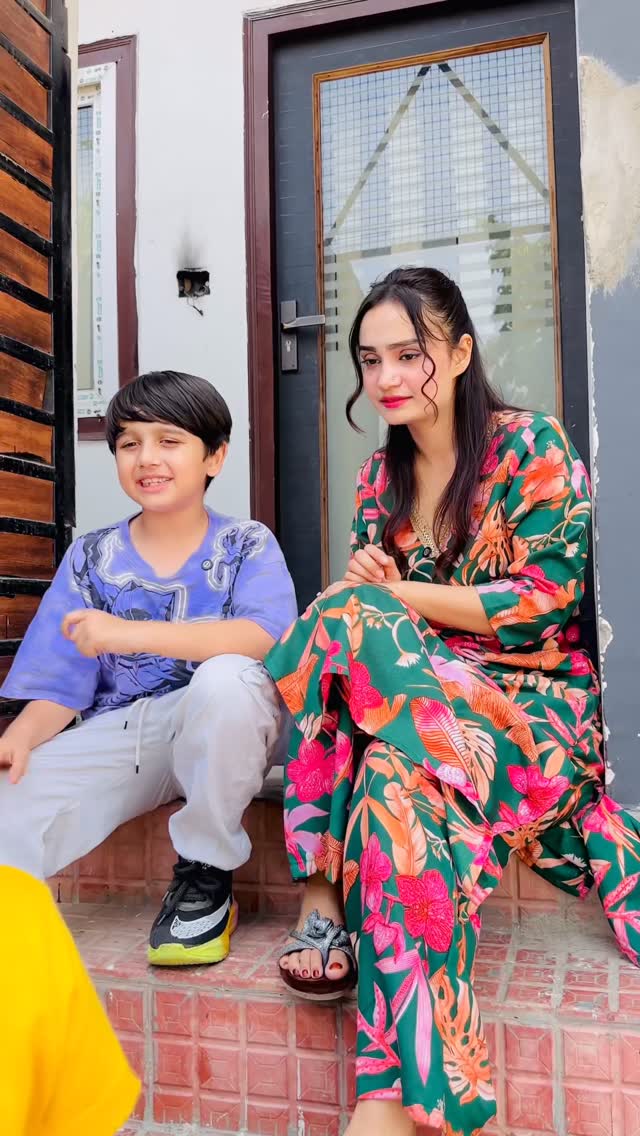 Kaise kaise bache hai 😅🤣 . . #abaanakhtar #comedyvideos #its_razika