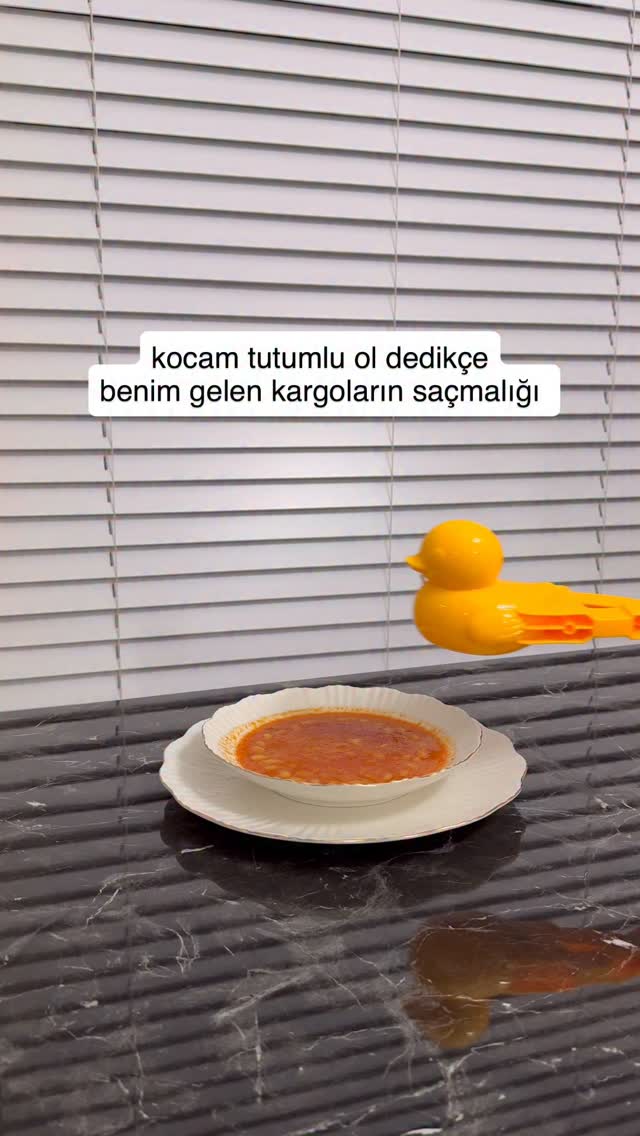 güzel sunum yalnız 😂 takip etmeyi unutmayın 🌺 . . . . . . . . #akımm #komikreels #komi̇kvi̇deolar #ö…