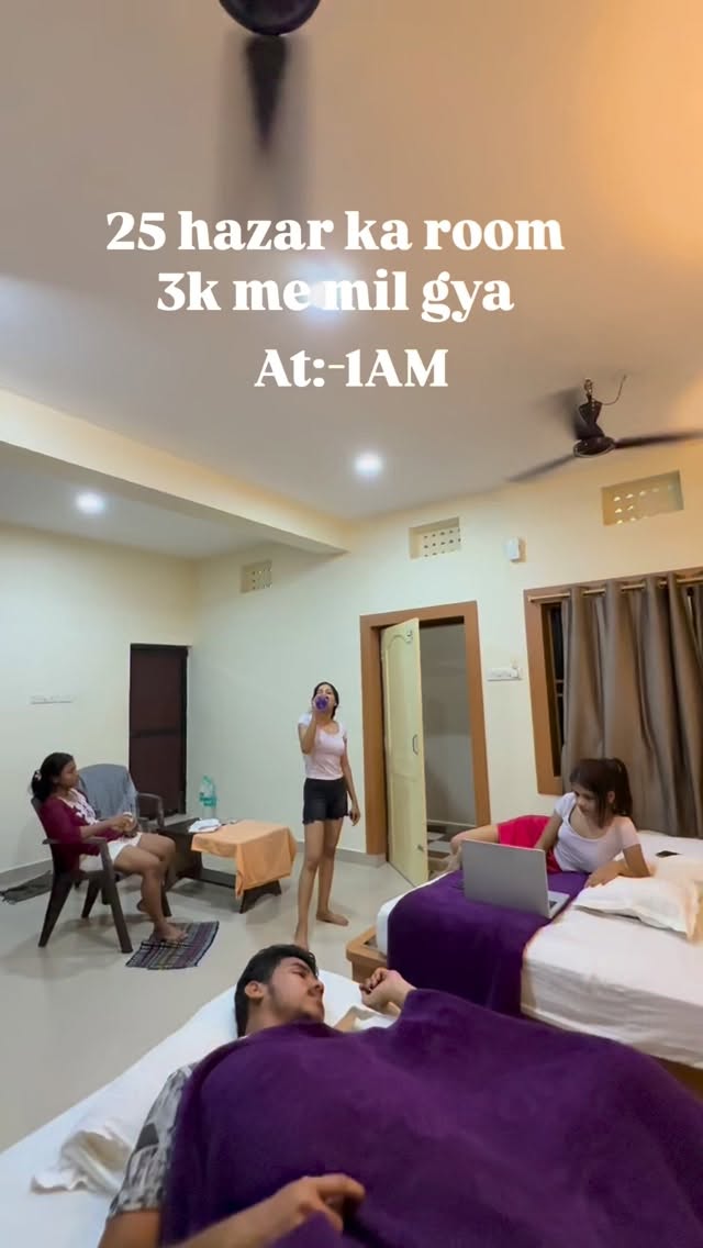 Horror hotel room 😱. . . . . . . Follow @vlogwithrujit for more ❤️ .. . . . . #puri #hôtel #horror #…