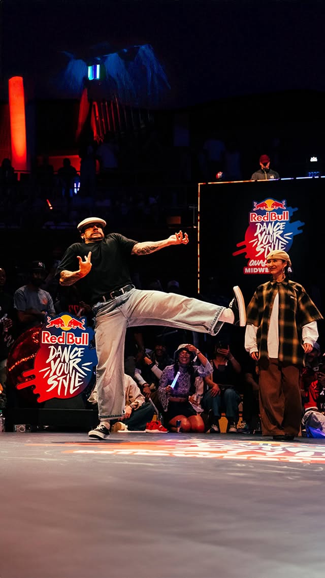 he had the crowd in his hands ⚡️ 🕺: @jesse_sykes 🎵: “The Way I Are” by @timbaland 📍: Red Bull Dance …
