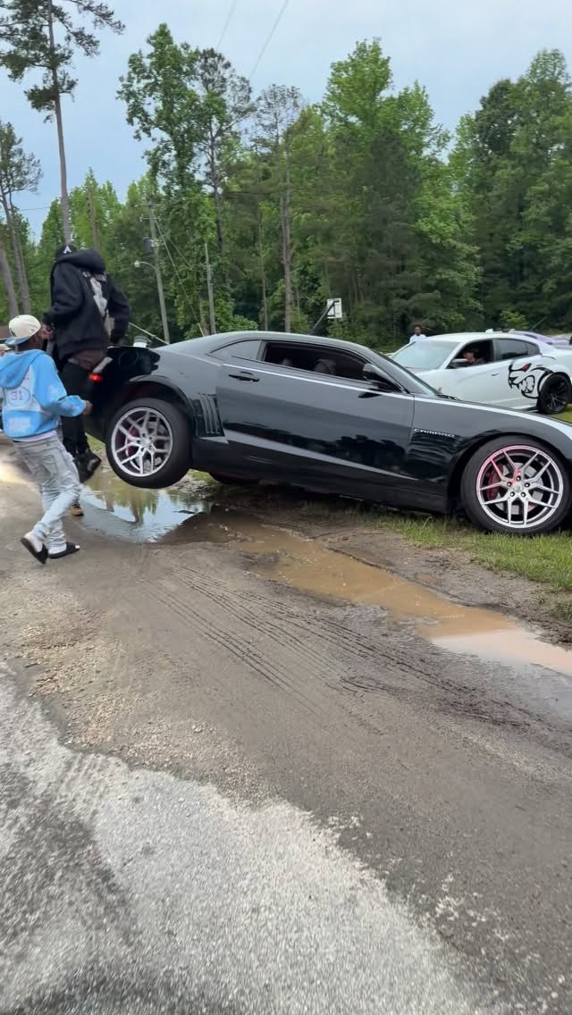 Camaro - 1 Ditch - 0 🏁🏁🏁🏁🏁 #srtjocday #hellcat #camaro #saturday #fyp