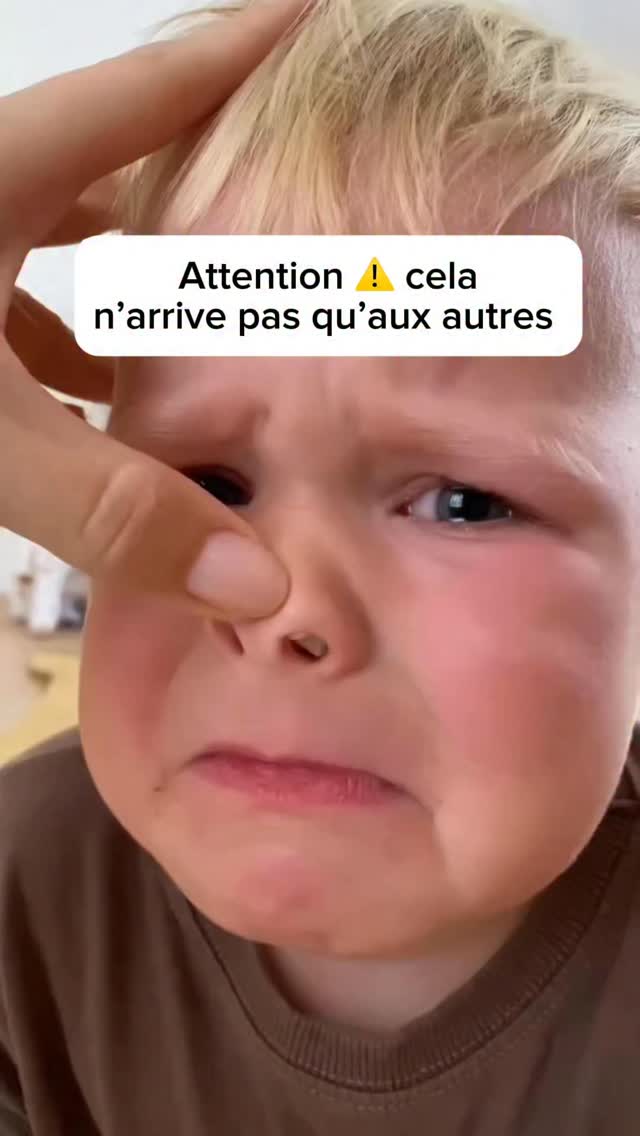 😱 Ton enfant a mis un petit pois / une bille / un bout de Lego dans son nez ? Panique à bord, direct…