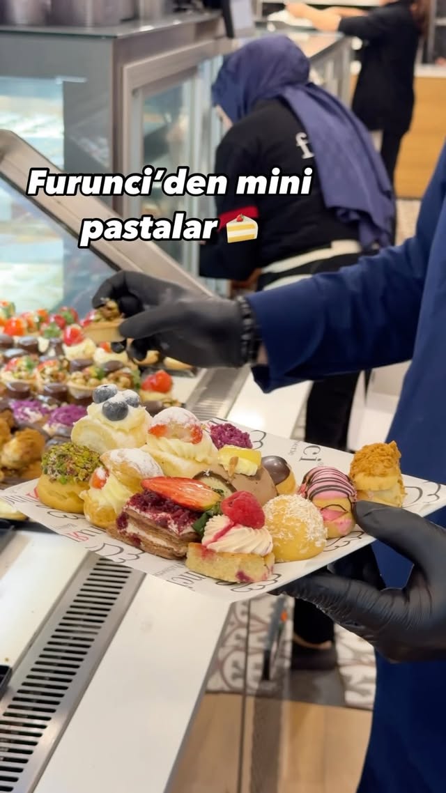 Furunci’den mini pastalar 🍰 #lotusbiscoff #foodie #reels #tatlı