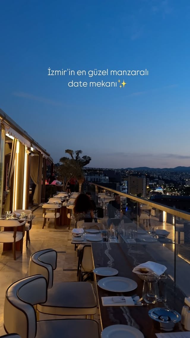 Görmesini istediğin kişiye gönder.🤍 #reklam Burası Marriott Hotel’in terası.🫶🏻 Muhteşem manzarasıyla…